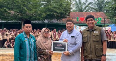 Aksi Solidaritas MTsN 2 Labura Galang Donasi Untuk Palestina