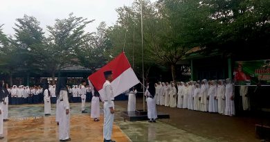 MTsN 2 Labura Gelar Upacara Peringatan Hari Santri Nasional 2025