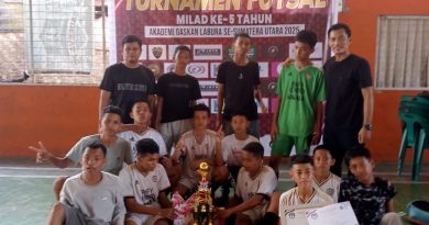 Membanggakan, Tim Futsal MTsN  Labura Raih Juara I Turnamen Futsal Milad Ke-5 Tahun Akademi Gaskan Labura Se-sumatera Utara