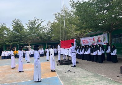 MTsN 2 Labura Gelar Upacara Hari Peringatan Sumpah Pemuda ke-97