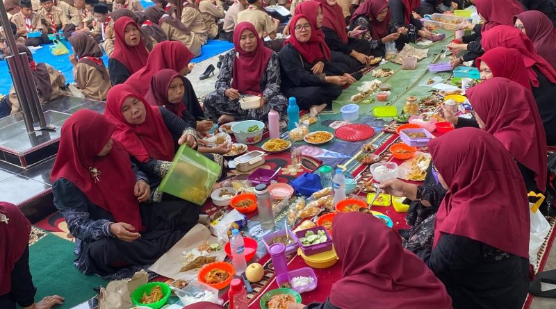 Penuh Kebersamaan, MTsN 2 Labuhanbatu Utara Gelar Punggahan Sambut Ramadan 1447 H