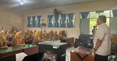 Kabid Penmad Kemenag Sumut Bina Guru dan Siswa MTsN 2 Labura