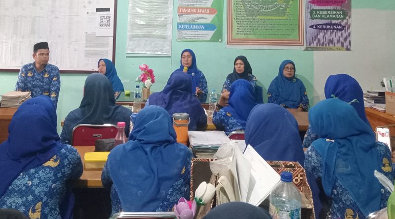 Jelang Ujian Madrasah Kelas IX, Kepala Madrasah Gelar Rapat Koordinasi